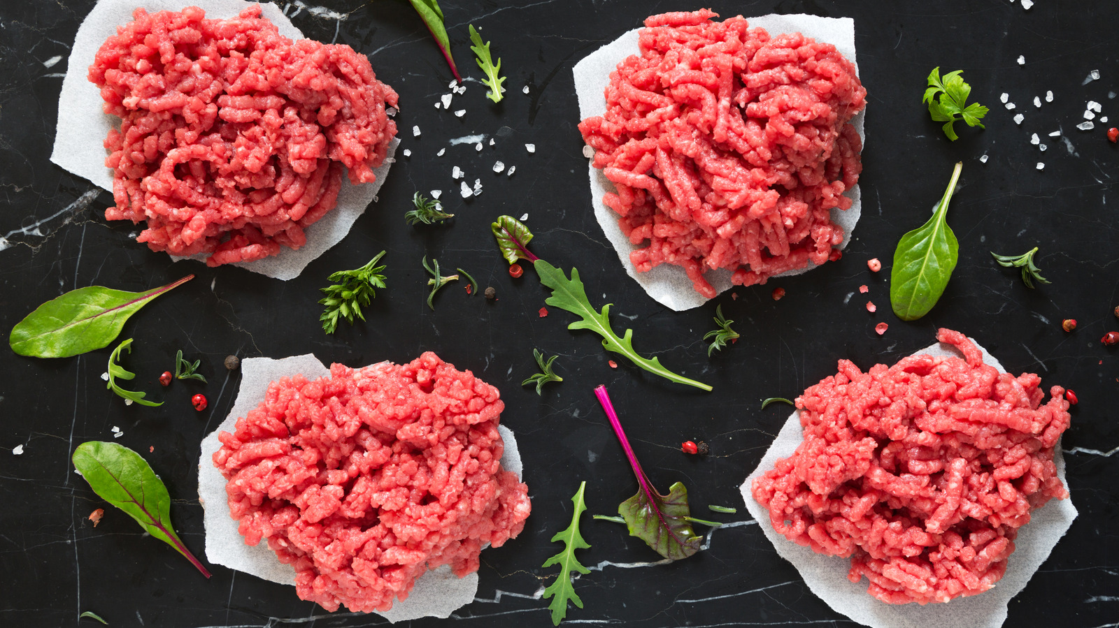 The Reason Coarse Grind Meat Is The Best For Burgers