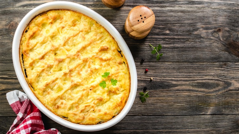 Chicken and biscuit casserole 