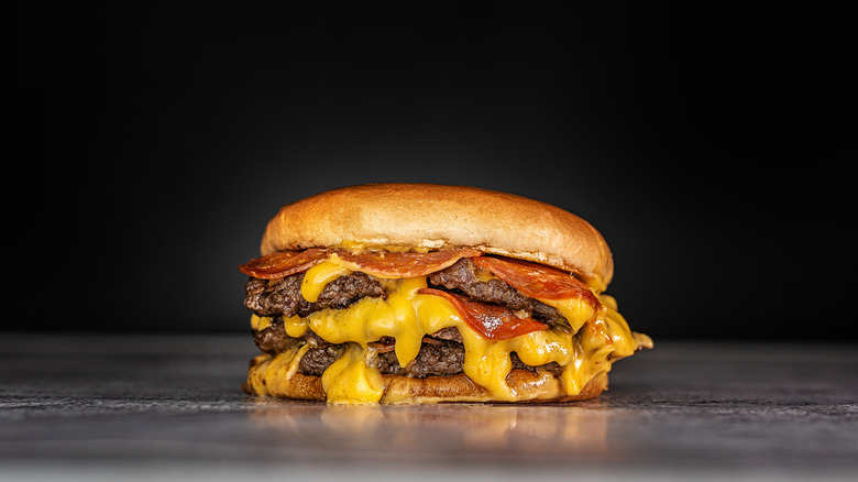 smash burger with bacon