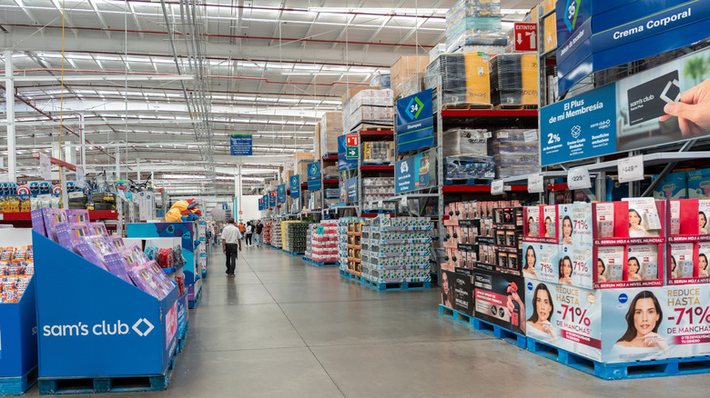 Sam's Club aisle