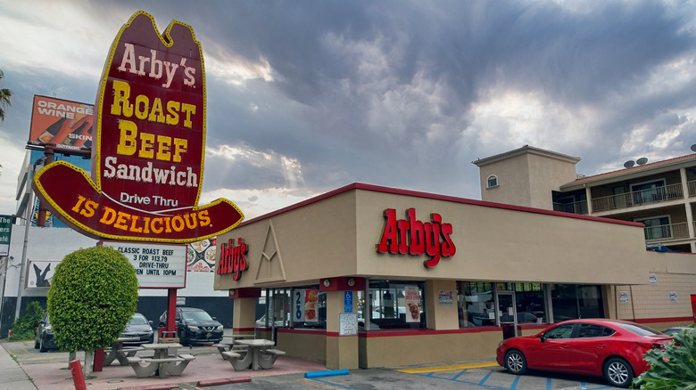 A Hollywood, CA Arby's with a large, vintage, hat-shaped sign. It closed in 2024.