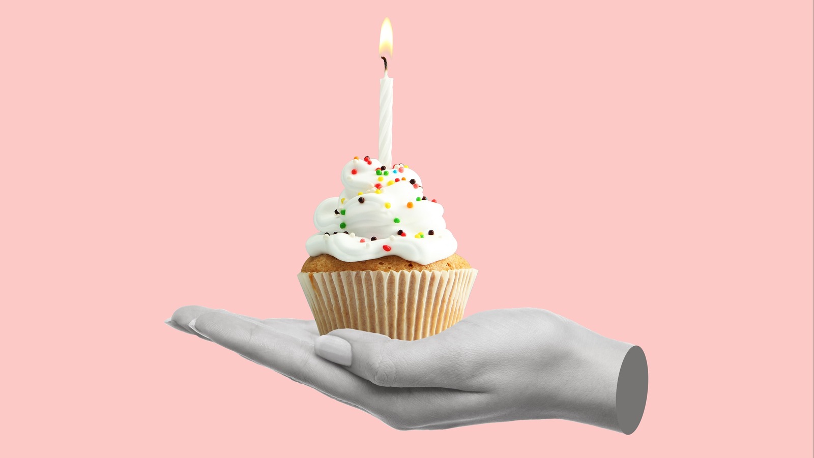 The Sandwich Hack That Will Change How You Eat Cupcakes Forever