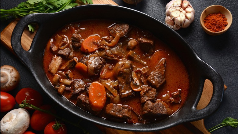 Pot of beef stew 