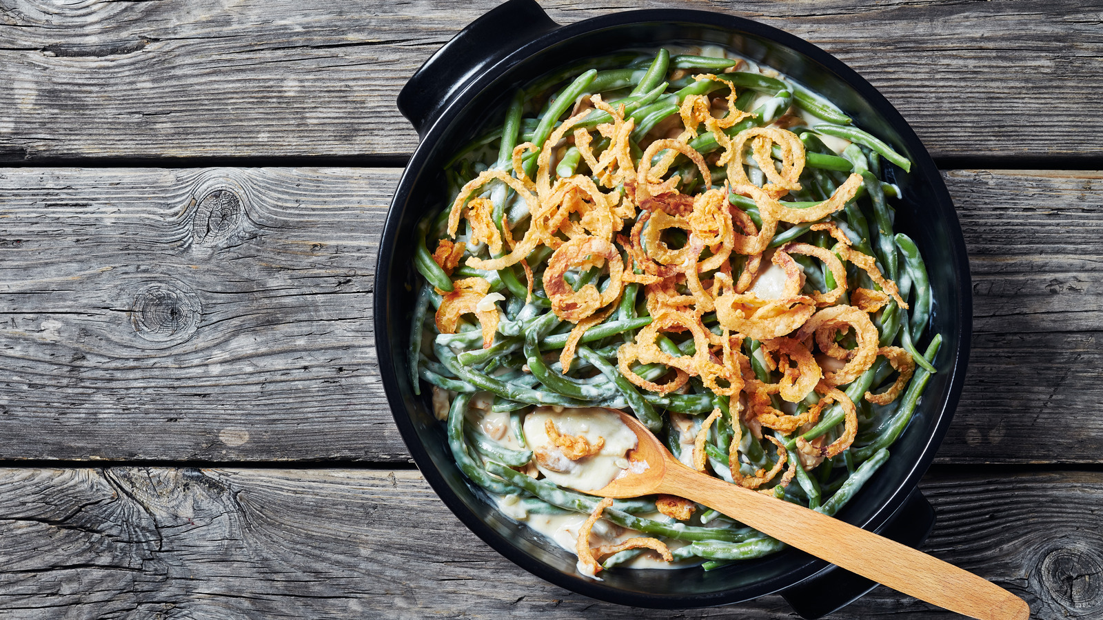 The Secret Ingredient To Make Your Green Bean Casserole Stand Out This Thanksgiving - Vimarsana News