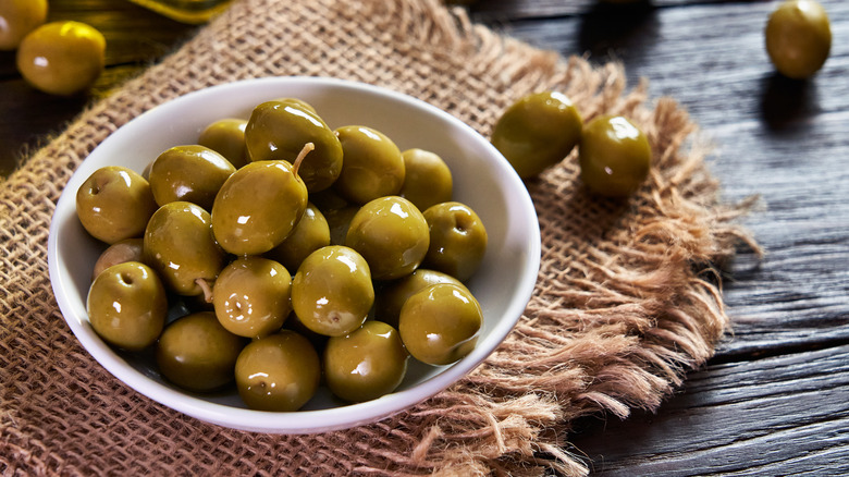 Olives in a bowl