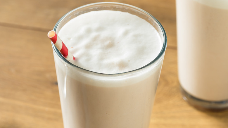 Egg cream with a straw