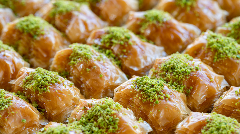 Slices of baklava topped with pistachio
