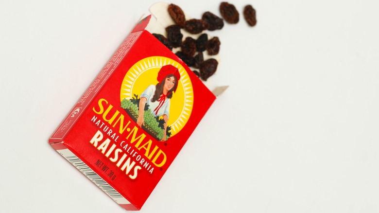 Sun-Maid raisins spilling out box