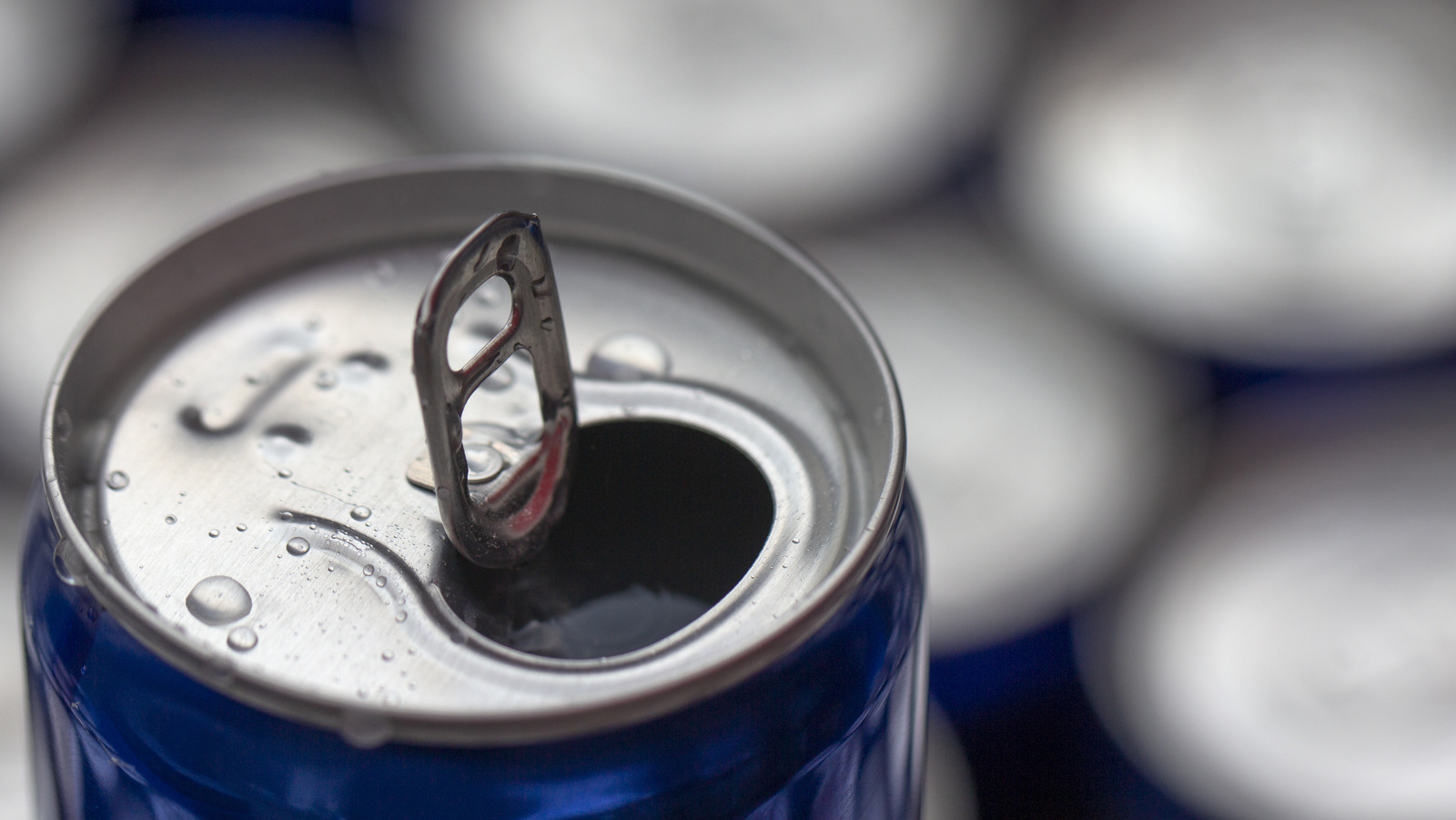 Can tabs: How aluminum pop tabs were redesigned to make drinking