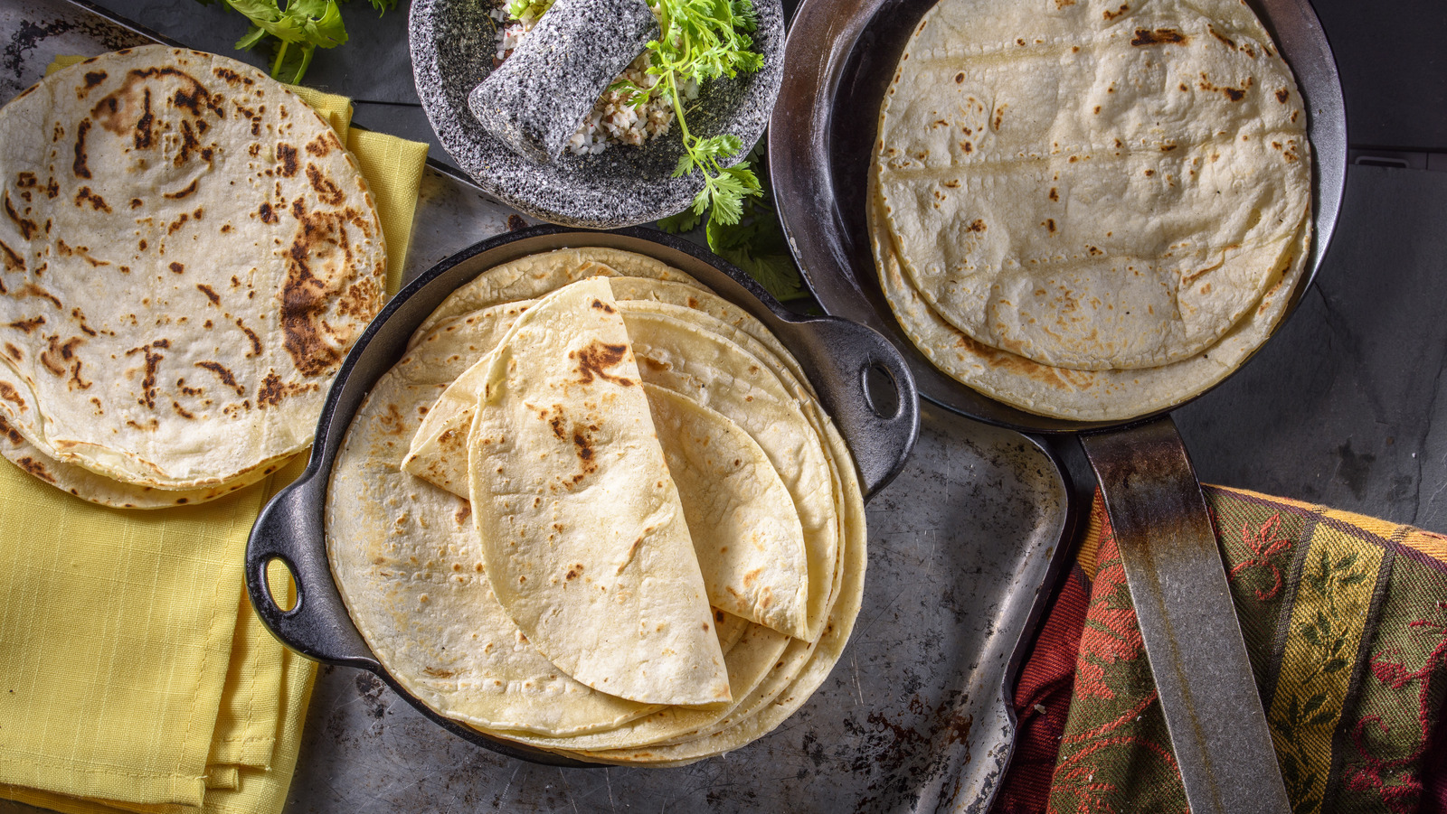The Spray Bottle Hack For Incredibly Crispy Yet Chewy Tortillas - Vimarsana News