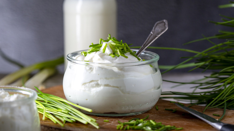 bowl of sour cream with chives