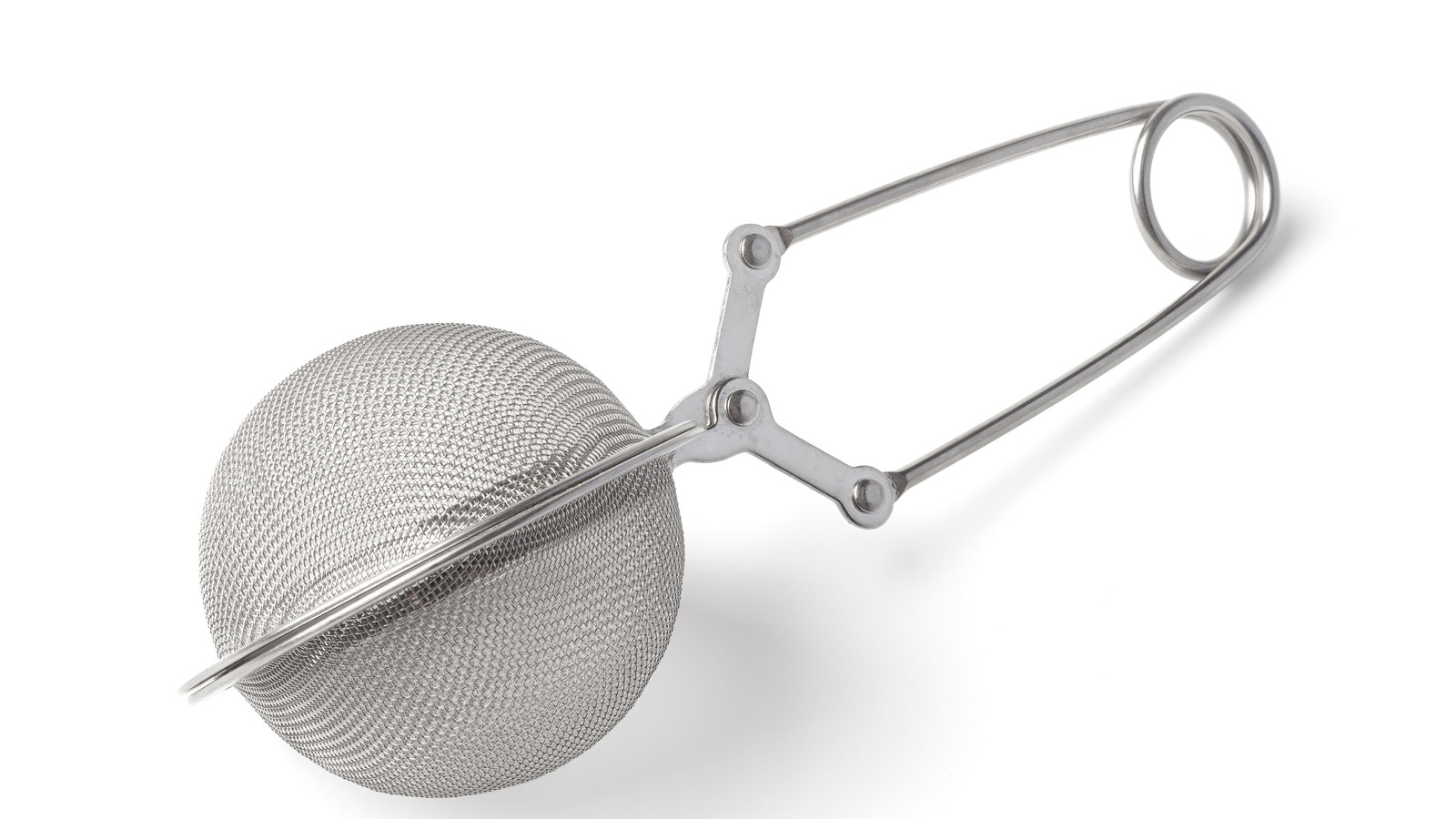 The Tea Steeper Hack Perfect For Sifting Powdered Sugar