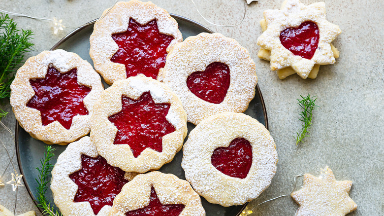 Linzer cookies