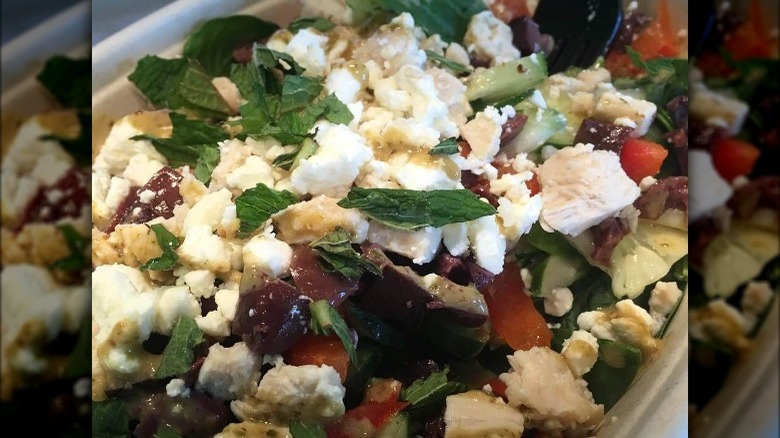 Grabbagreen Mediterranean salad