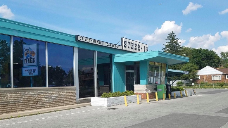 Steer-In in Indianapolis