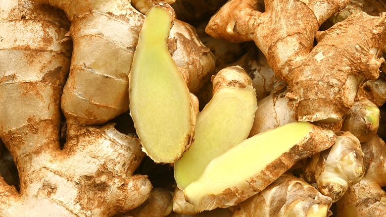 pile of ginger root