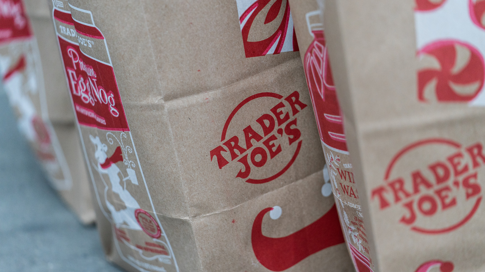 The Trader Joe's Shoppers Who Love The Store So Much They Made A Song - Vimarsana News