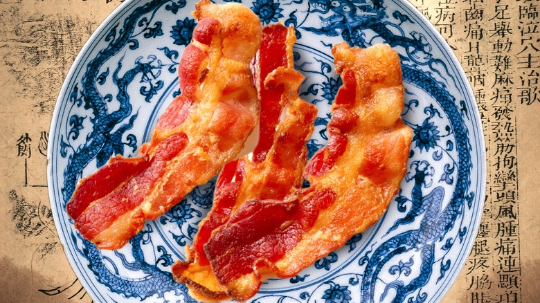 Bacon on Chinese plate