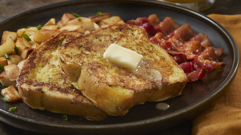 French toast with bacon and potatoes