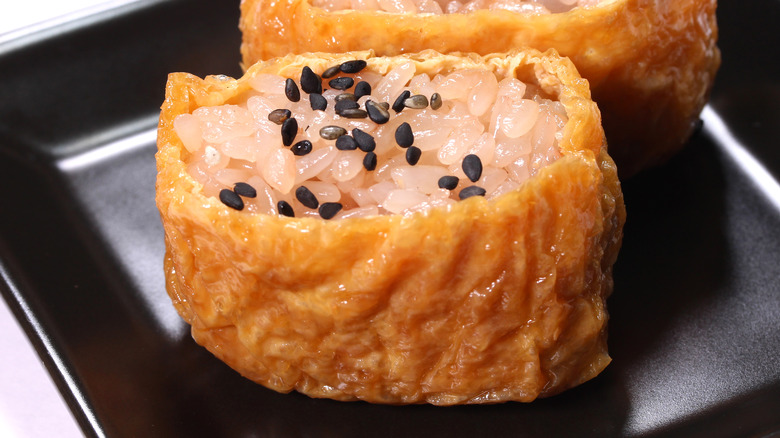 inarizushi with red bean rice