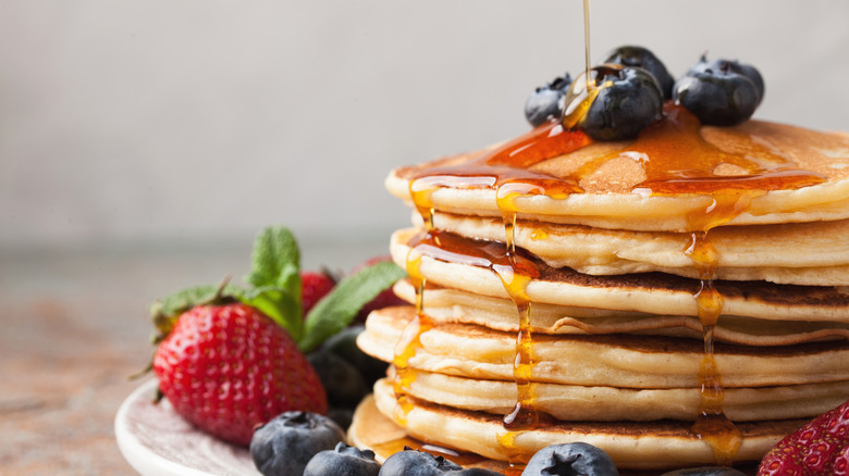 maple syrup on pancakes