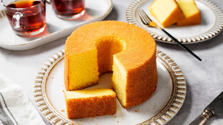Chiffon cake on plate