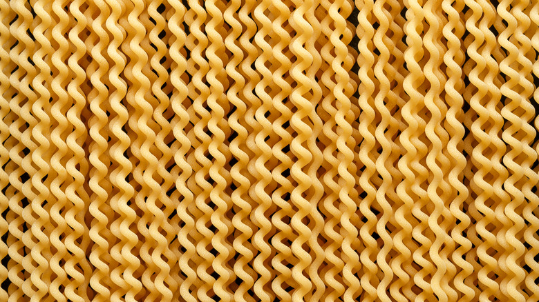 long fusilli col buco noodles