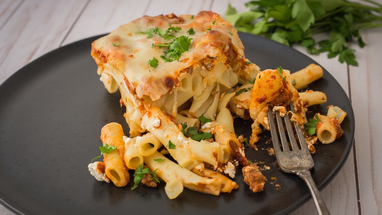 plate of cheesy baked ziti