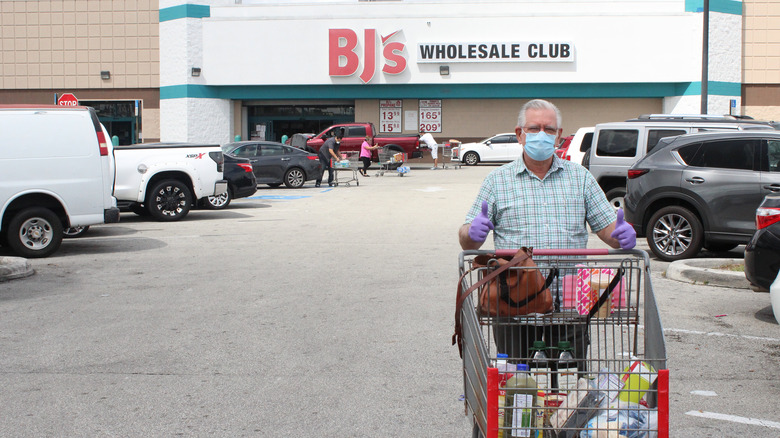 Man walking in BJ's parking lot