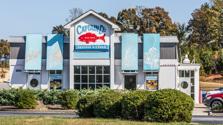 Captain D's exterior