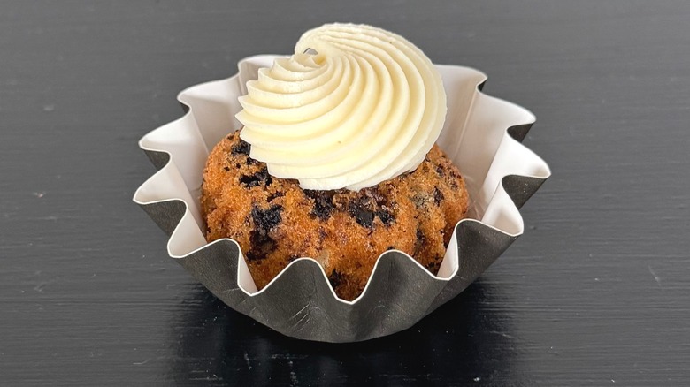 OREO cookies & cream bundtini