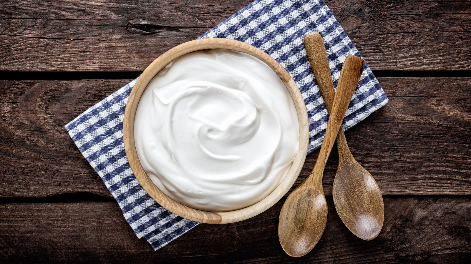 The Ultimate Ranking Of Sour Cream Brands