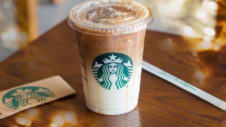 Starbucks Iced Caramel Macchiato