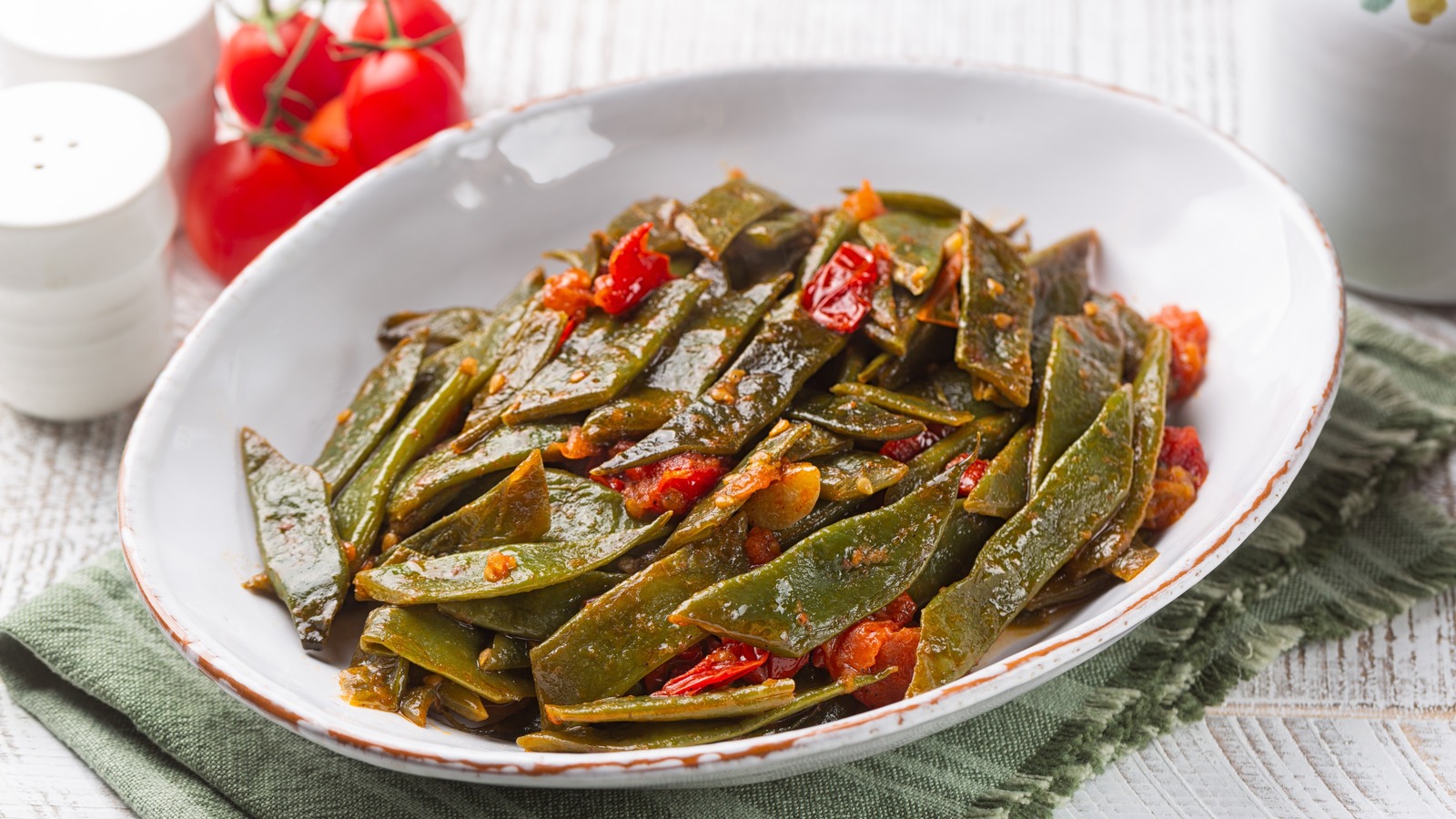 The Underrated Bean That's Perfect For Slow-Cooking - Vimarsana News