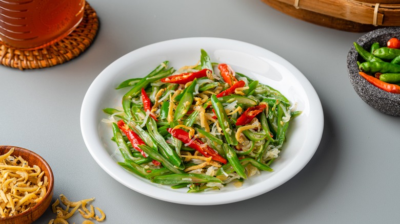 Anchovies mixed with green beans and chili