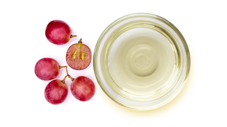 grapes and grapeseed oil