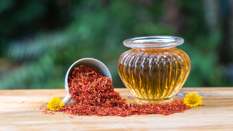 safflower and safflower oil