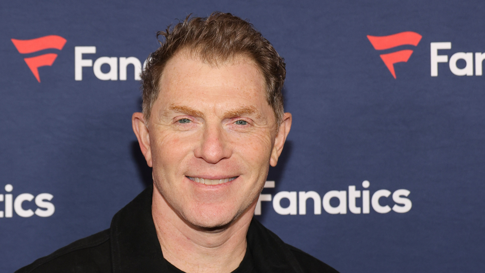 The Viral Cocktail Bobby Flay Considers One Of His Favorites - Vimarsana News