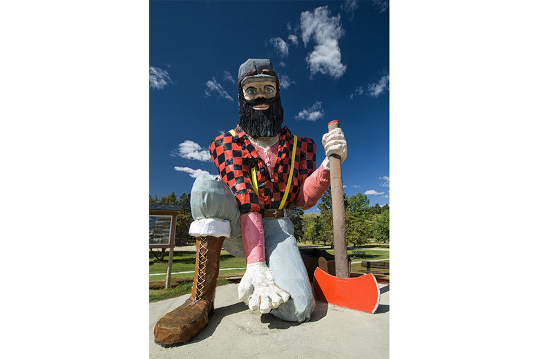 Minnesota: World's Largest Paul Bunyan, Akeley