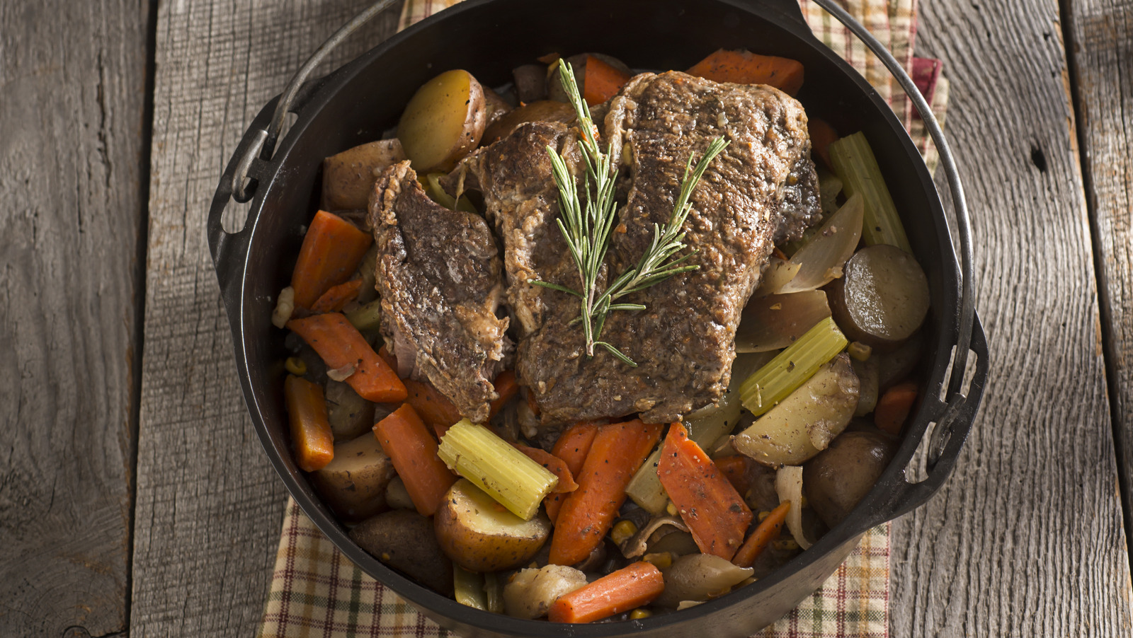 The Worst Cut Of Beef For Pot Roast (And What To Use Instead) - Vimarsana News