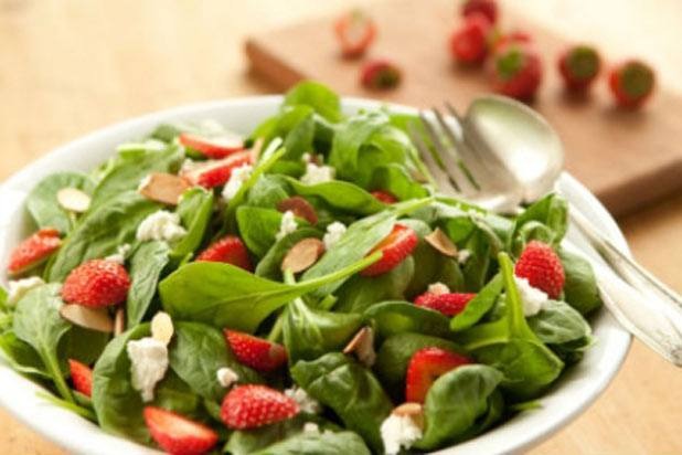 Spinach and Strawberry Salad