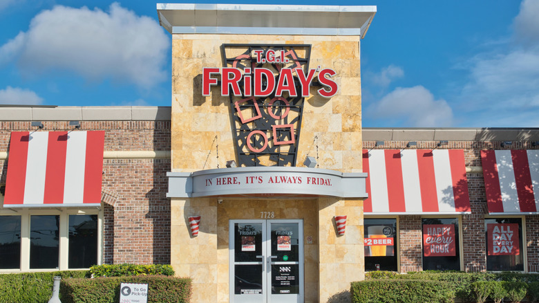 TGI Fridays store exterior