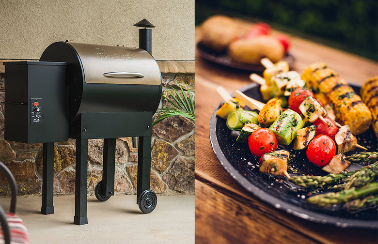 Traeger Lil Tex Elite 22 Wood Pellet Grill and Smoker, $699.99 