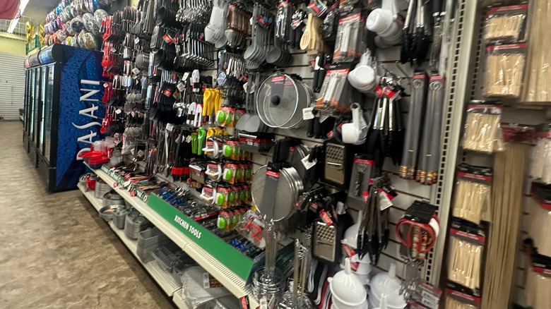 Dollar Tree kitchen aisle