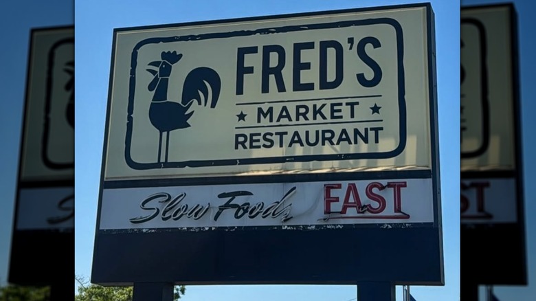 Fred's Market Restaurant sign
