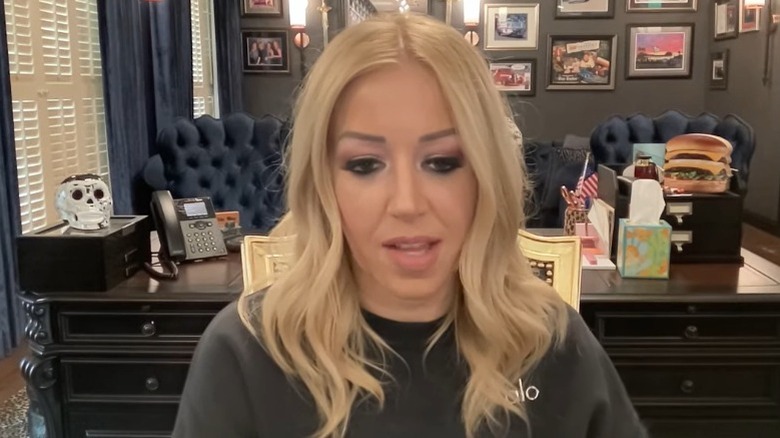 Lynsi Snyder, current CEO of In-N-Out Burger, doing an interview with David Novak