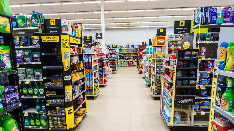 Dollar General interior