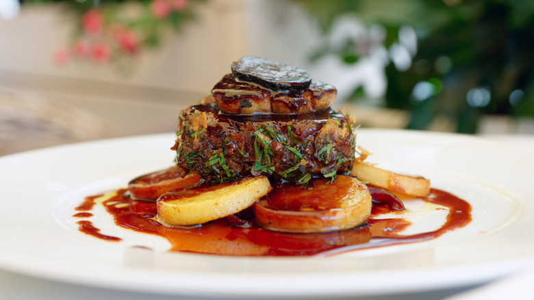 Tenderloin steak with foie gras and truffle