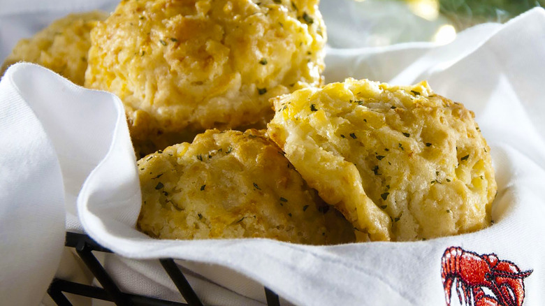 Red Lobster cheddar bay biscuits