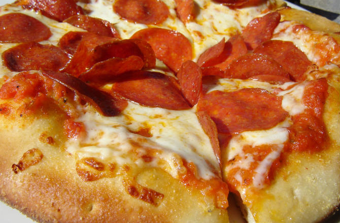 This Is What Happens to Your Body After Eating One Slice of Pepperoni Pizza